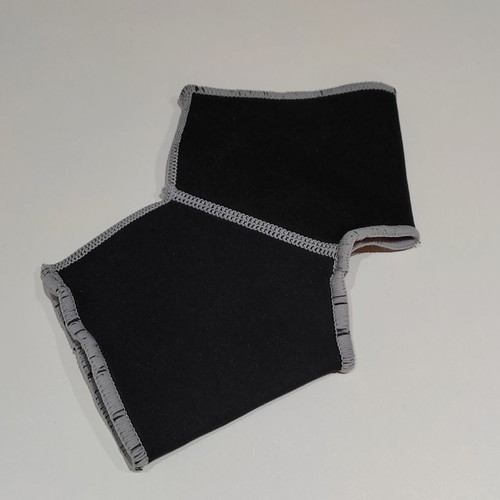 Elbow brace used in good condition