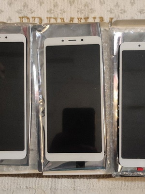 3x LCD Touch Screens for Xiaomi Redmi 6 / 6A, white, new