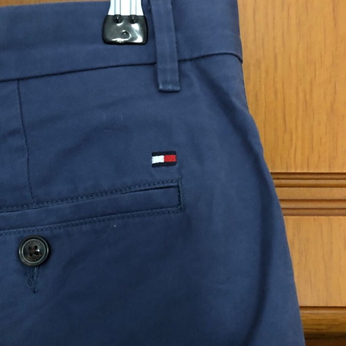 Tommy Hilfiger Bermuda shorts like new, size XL, blue
