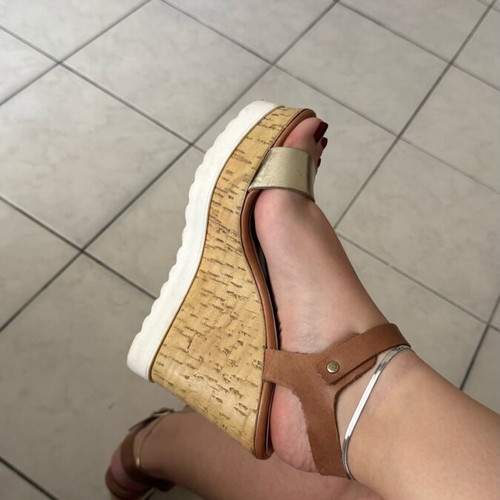 Real leather gold platform heels sandals used, size 37