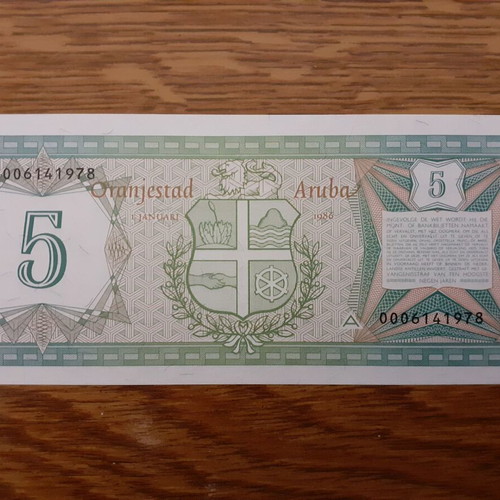 Island Aruba 5 Florin 1986 banknote new, collectible