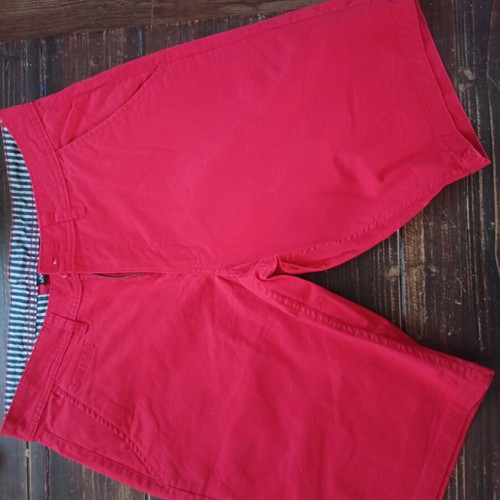 Livergy red bermuda shorts like new, size M, 4 functional pockets