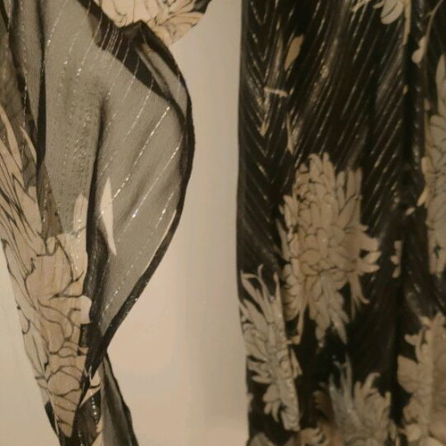 BCBZ Max Azria silk dress like new, black and silver