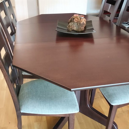 Folding dining table with 6 chairs Wege like new
