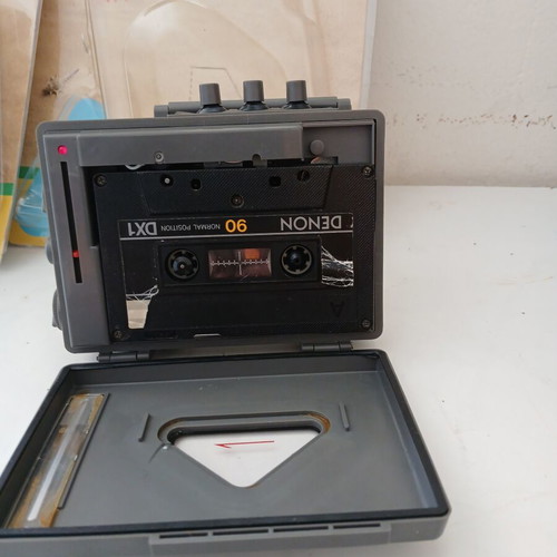 CROWN Sports All Weather AM/FM Stereo Radio Cassette Player New