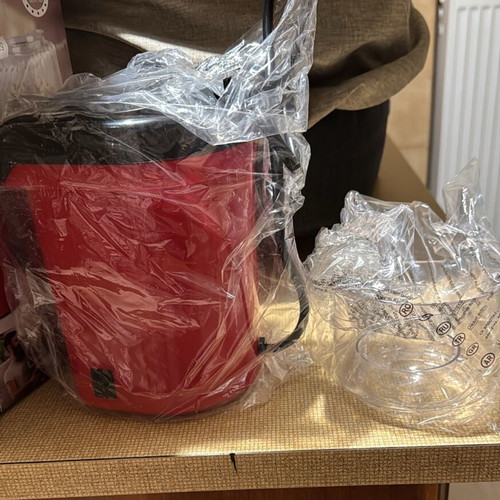 Sokany popcorn maker new, unused, red color