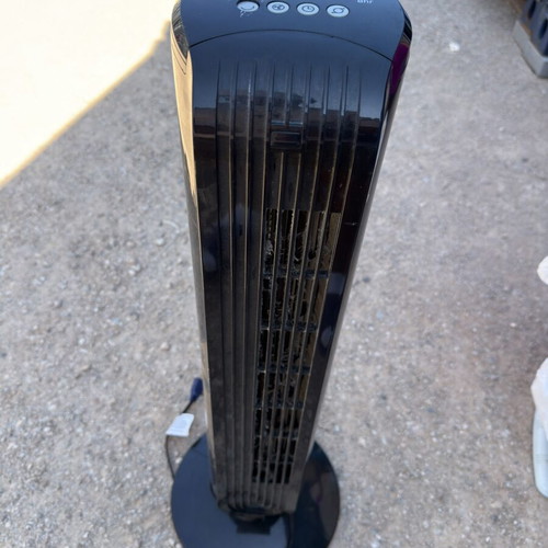 Tower fan with excellent cooling, 120V AC 60Hz