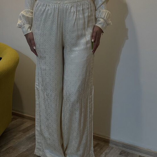 Peacock Pants new, size S, gold color