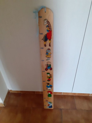 Дървен ръстомер употребяван, отлично качество