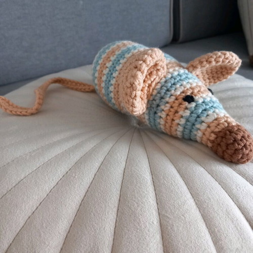 Knitted mouse doll 20 cm new, cotton yarn