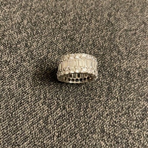 Silver 925 ring like new with zircon, size 54-55, gift earrings