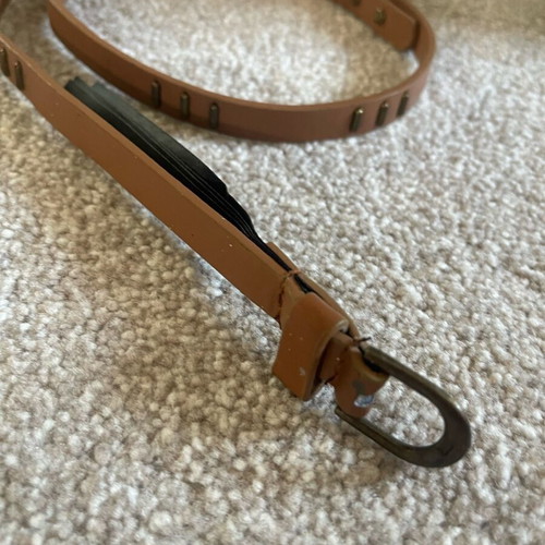 Women's thin belt used, beige, adjustable