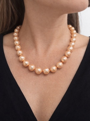 Necklace with large pearls in champagne shade like new vintage