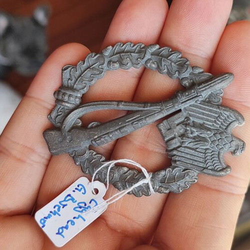 Isa Infantry Assault Badge Wermacht used, authentic