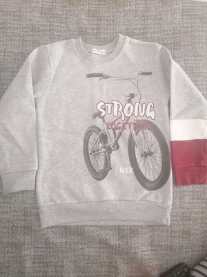 Nek Kids Wear kids sweatshirt gray like new