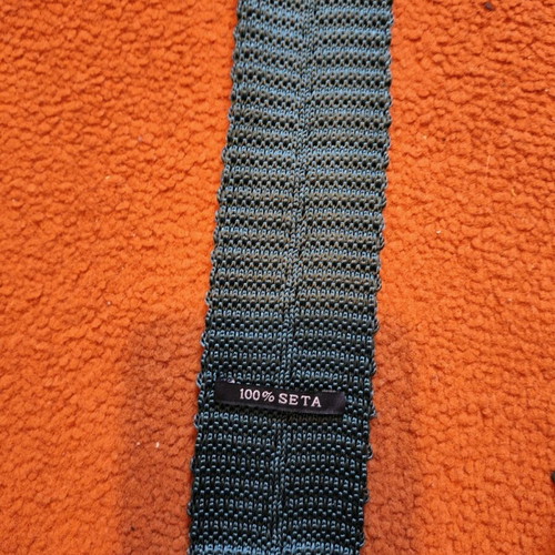 Gutteridge tie new