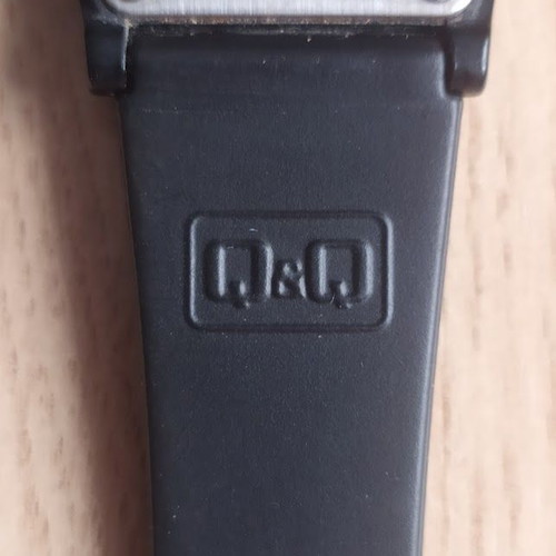 Q&Q Quartz Wristwatch Unisex With Black Strap Like New
