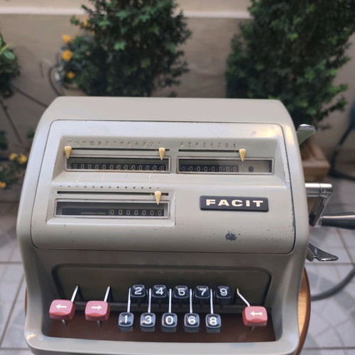 Facit C1-13 mechanical calculator used, Sweden 1950-1960