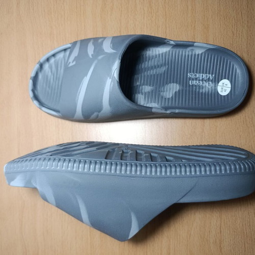 Ocean Addict slides, grey camo, size 42