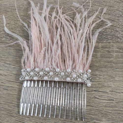 Bridal hair comb with feathers and pearls new