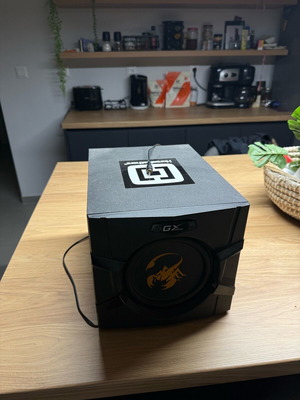 Genius subwoofer 40 watt used