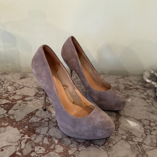 Zara Woman suede platform pumps used, gray with metallic heel
