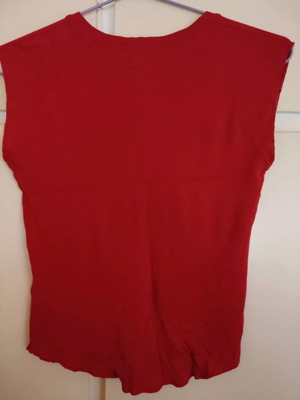 DKNY top used, red, size small-medium, cotton