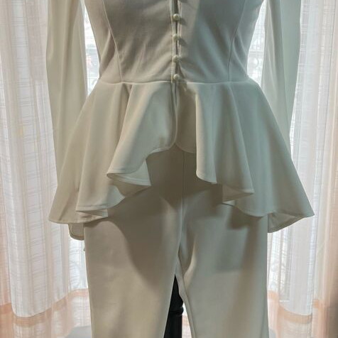 White blouse with buttons and ruffles, Small, new