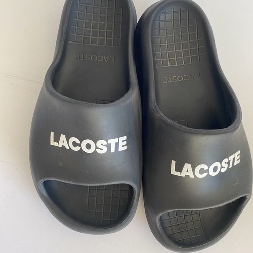 Lacoste Slides black size 35 like new