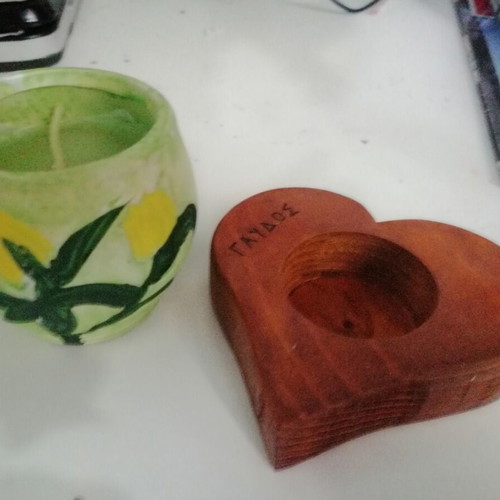 Candle jar unused with wooden heart tealight holder