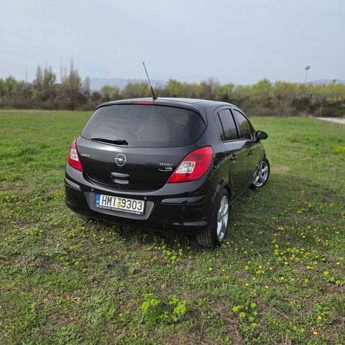 Opel Corsa 1.7 Diesel car, 2008, manual transmission