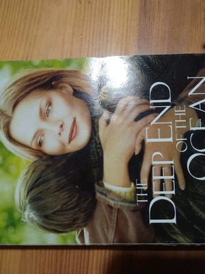 The Deep End of the Ocean book used, in English