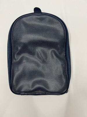 Oscar de la Renta vanity case μεταχειρισμένο με φυσικές φθορές