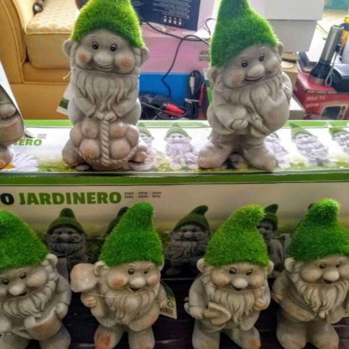 Garden gnomes new, set of 7 pieces