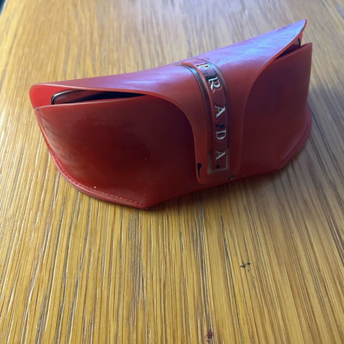 Prada sunglasses like new, women's black and gray