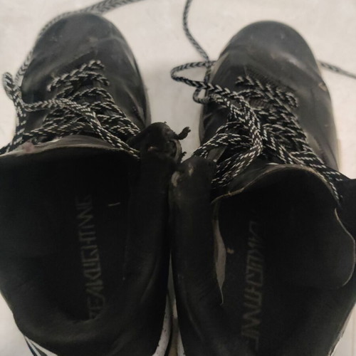 Peak basketball shoes used size 42 black