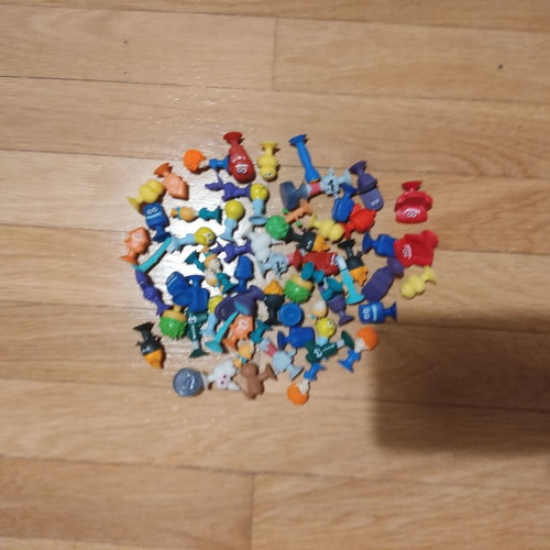Lidl Stikeez Happy Home Complete Collection 24/24 with 89 Figures and Display House like new