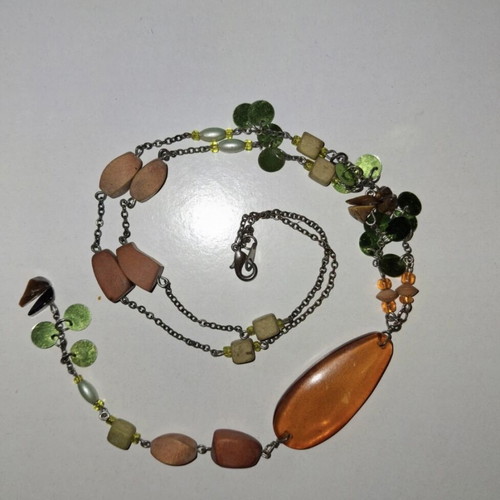 Boho Style necklace like new, green and orange