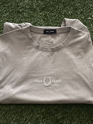 Fred Perry T-shirt XL beige like new