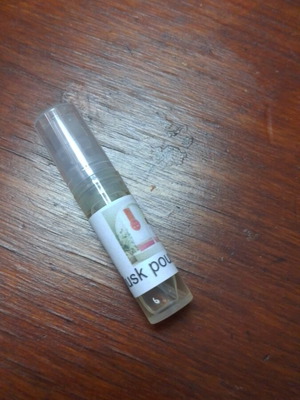 Musk Pour Amber by Khadlaj Tester sample like new 1.5 ml