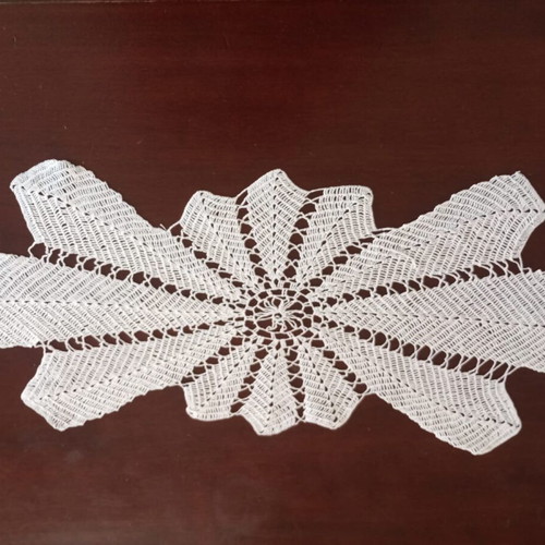 Handmade lace doily large with star pattern, new