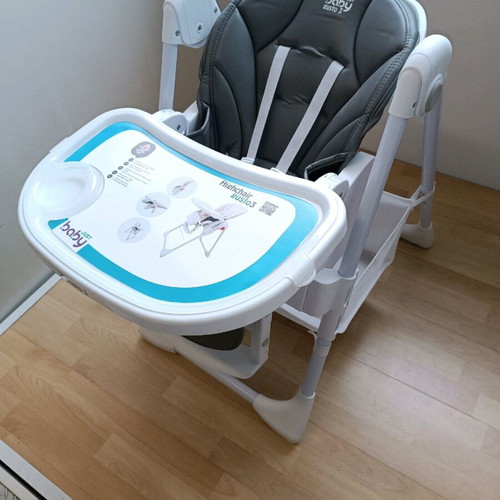 Adjustable high chair for feeding, new