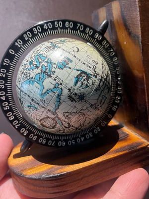Vintage globe like new on wooden base