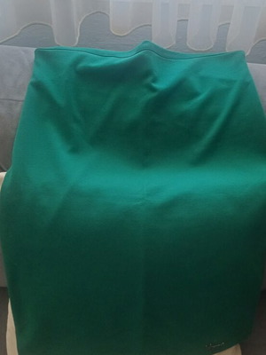 B.Younq green fitted midi skirt large used