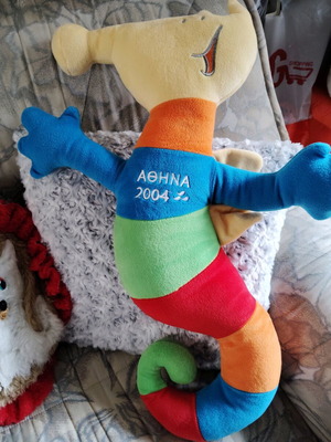 Πρωτέας μεγάλο συλλεκτικό λούτρινο Αθήνα 2004 σαν καινούργιο