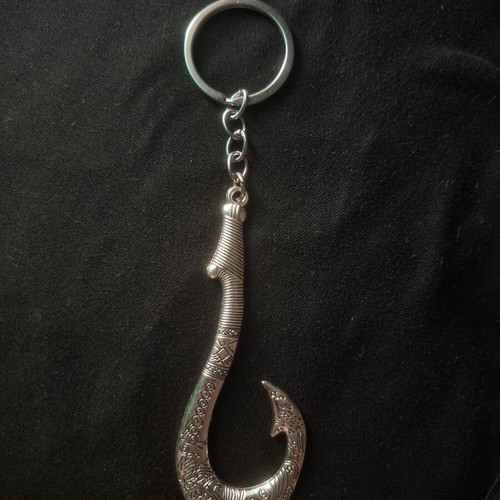 Disney Moana silver keychain like new