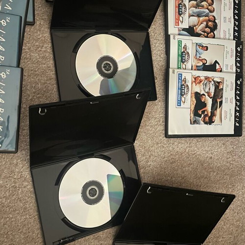 Friends seasons 1, 2, 3 like new