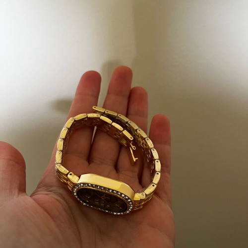 Wristwatch women's new gold color