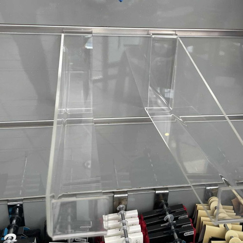 Display stand for stockings set of 10 like new, slat accessories