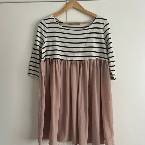 Madame Shou Shou Striped Chiffon Top like new, white and pink, size M